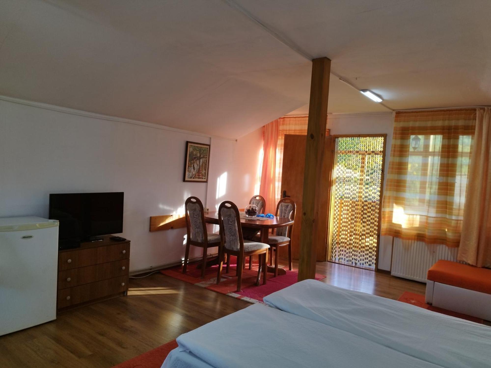 Villa Jun Guest House Bełogradczik Zewnętrze zdjęcie